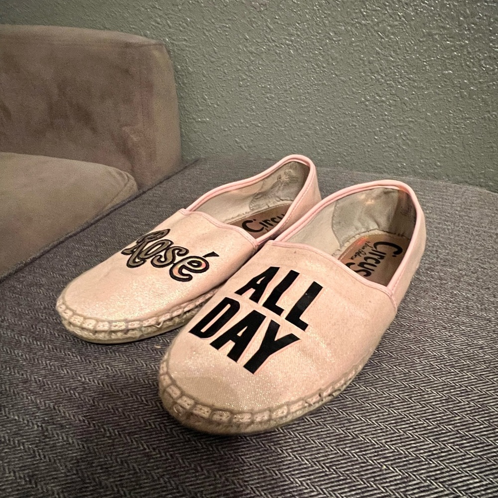 Circus espadrille pink flats size 6